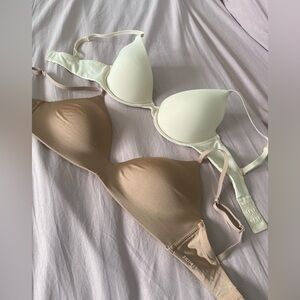 SKIMS fits everybody plunge and wireless lightly lined bundle